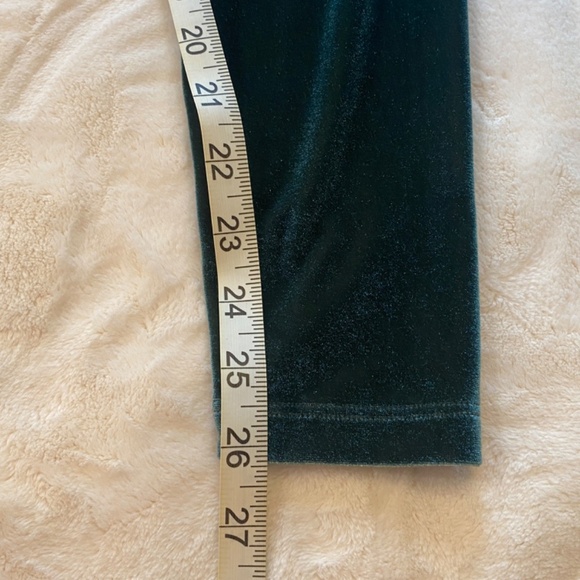 Beyond Yoga Velvet Velour Motion High Waisted Midi Legging 33531 - Picture 10 of 16